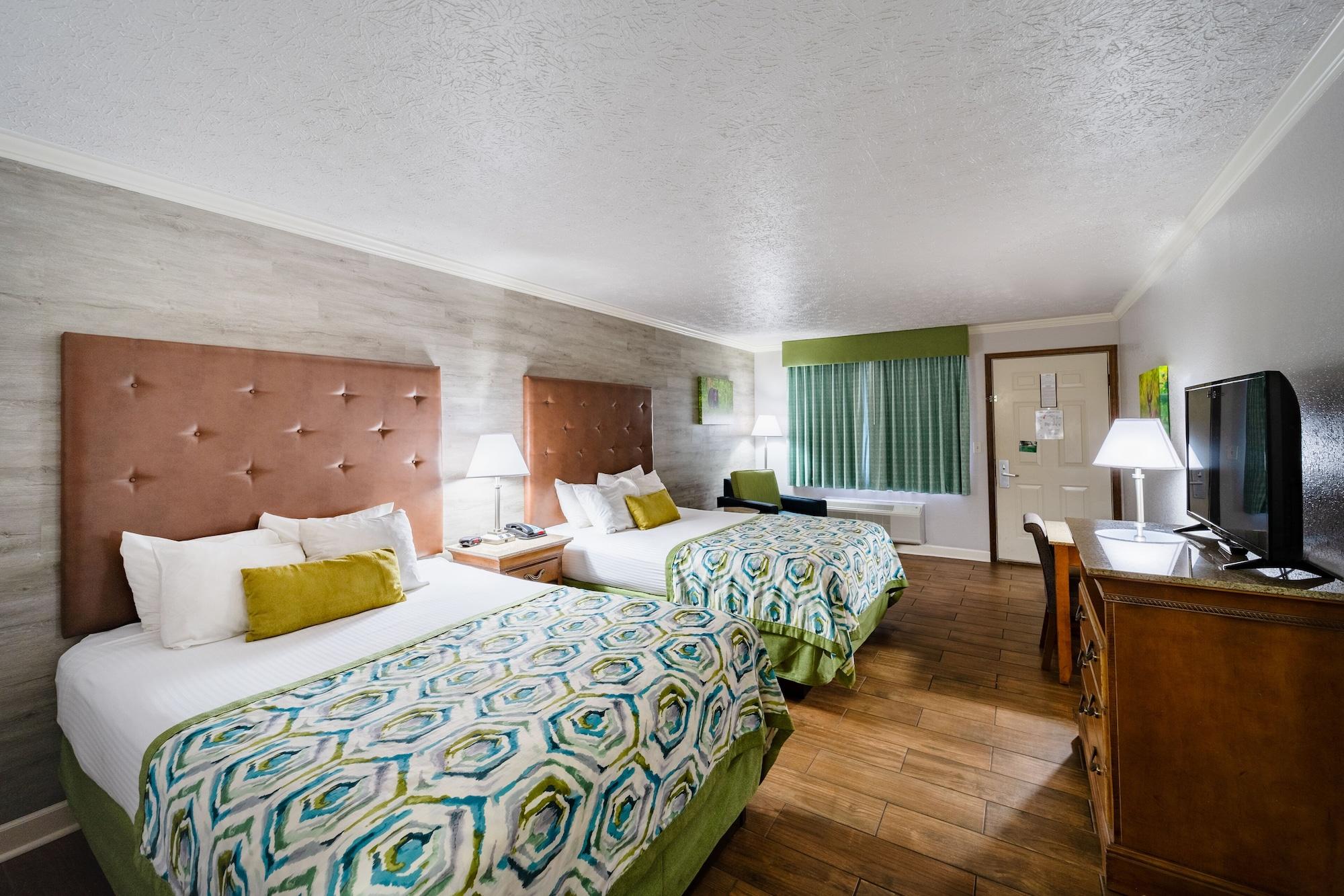 Accommodation By Willow Brook Lodge พิเจนฟอร์จ ภายนอก รูปภาพ