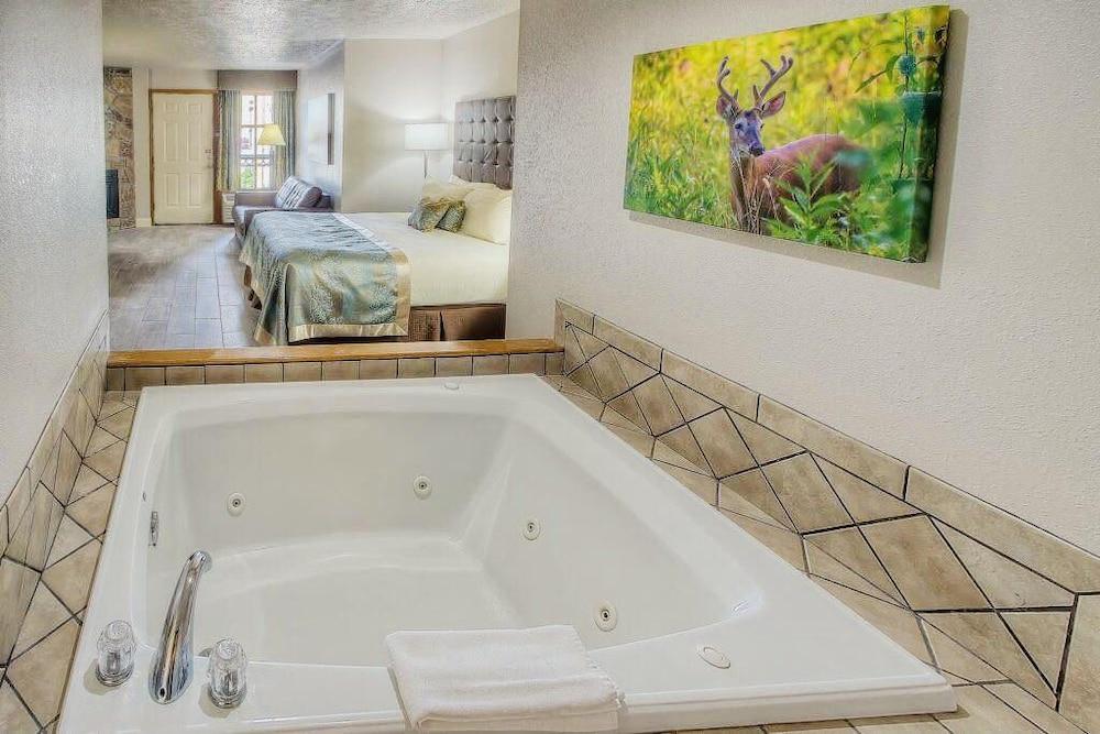 Accommodation By Willow Brook Lodge พิเจนฟอร์จ ภายนอก รูปภาพ