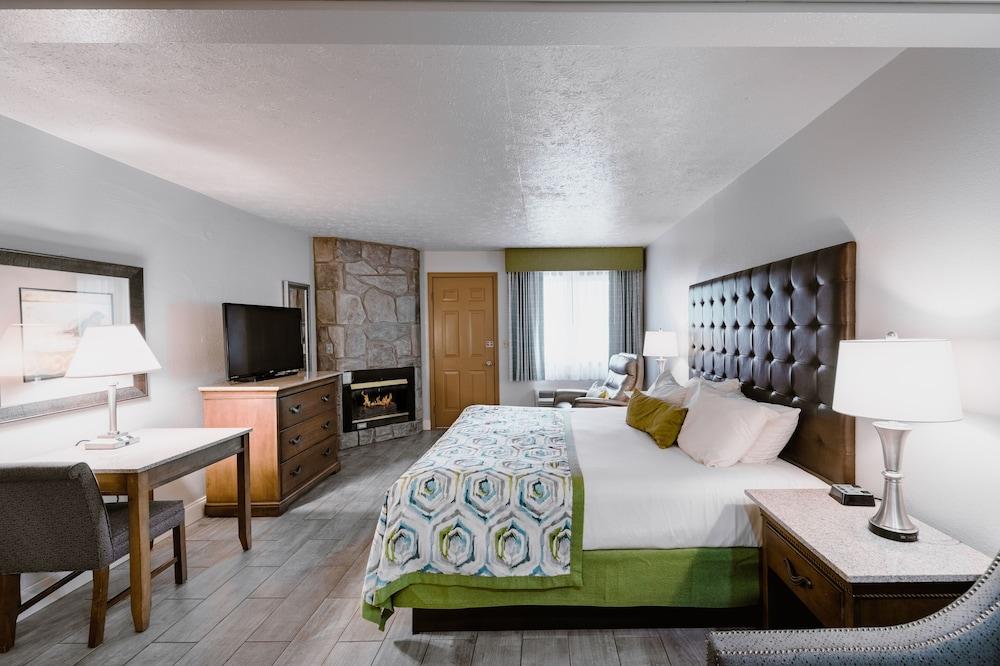 Accommodation By Willow Brook Lodge พิเจนฟอร์จ ภายนอก รูปภาพ