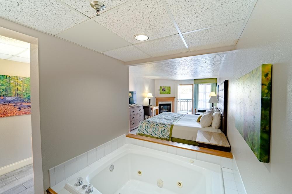 Accommodation By Willow Brook Lodge พิเจนฟอร์จ ภายนอก รูปภาพ