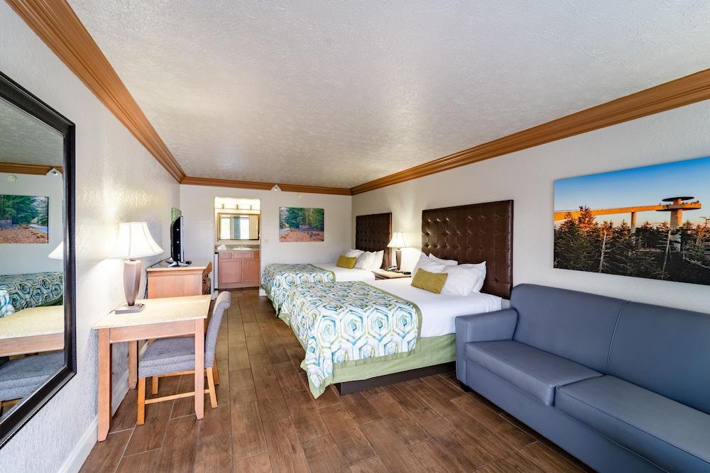 Accommodation By Willow Brook Lodge พิเจนฟอร์จ ภายนอก รูปภาพ