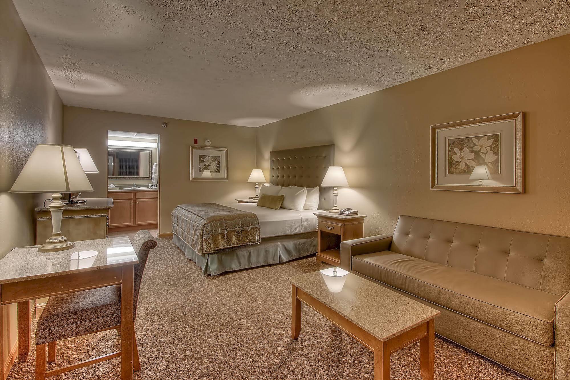 Accommodation By Willow Brook Lodge พิเจนฟอร์จ ภายนอก รูปภาพ